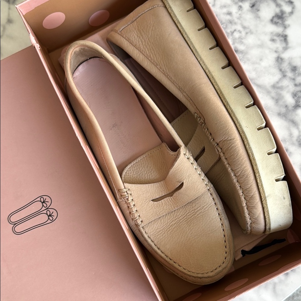 Pretty Ballerinas  Champagne Loafers with Moccasin Stitching